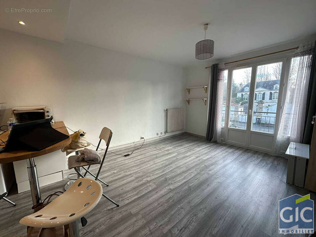 Appartement à MONDEVILLE