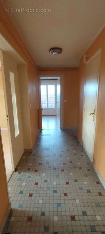 Appartement à VARENNES-SUR-ALLIER