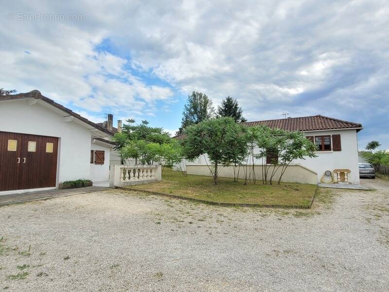 Maison à LE BUGUE