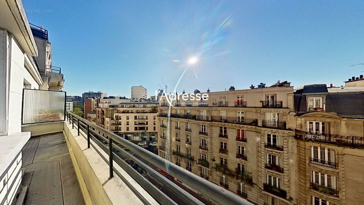 Appartement à PARIS-15E
