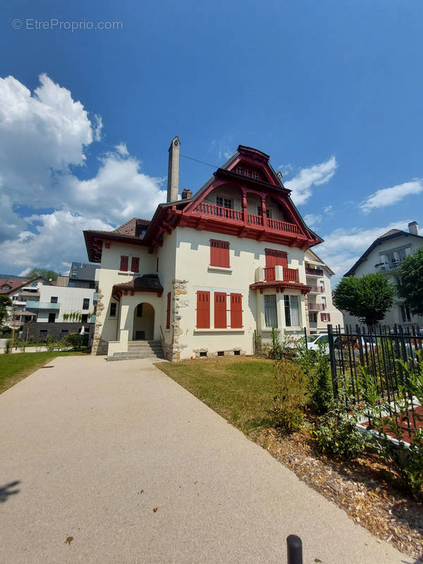 Maison à DIVONNE-LES-BAINS