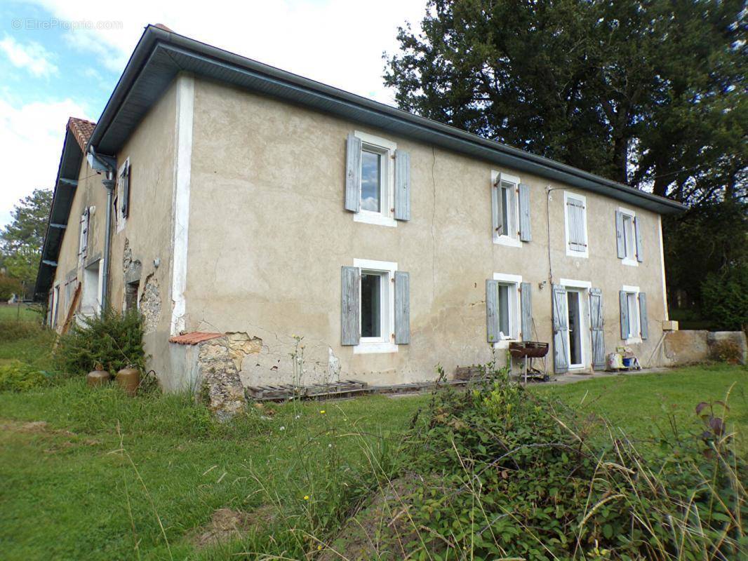 Maison à PEYREHORADE