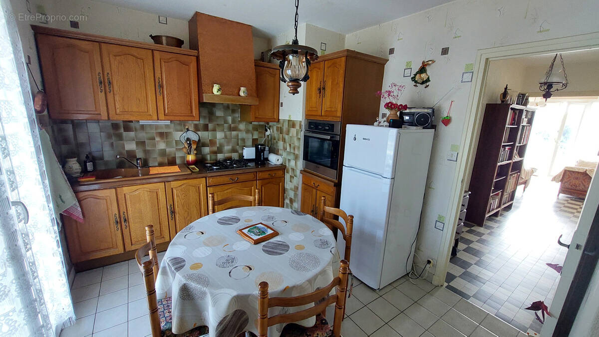 Appartement à BOURG-SAINT-ANDEOL