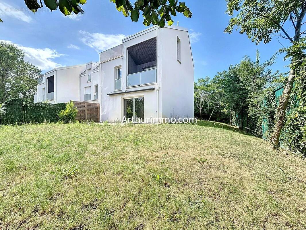 Appartement à BOISSY-SAINT-LEGER