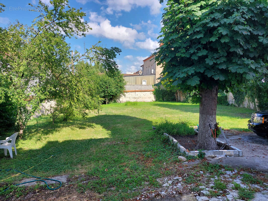Maison à CUSSET