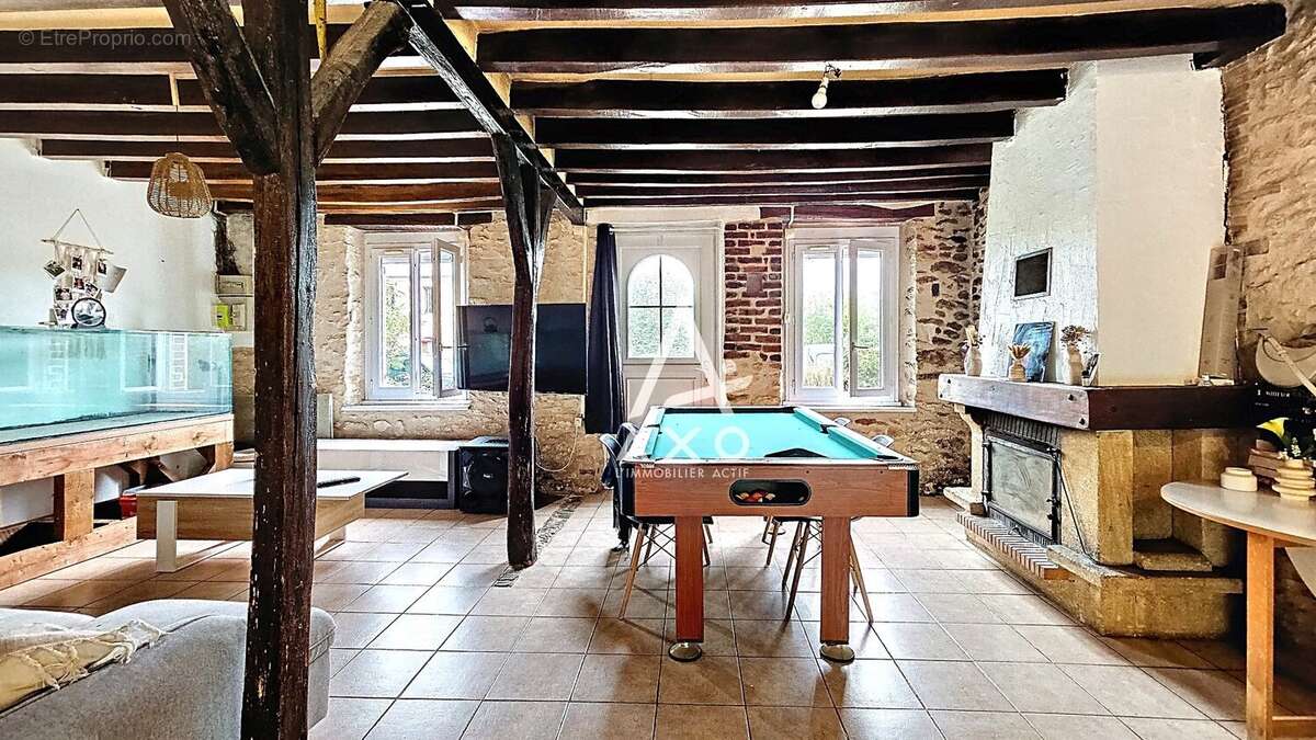 Maison à LA CHAPELLE-SAINT-SEPULCRE