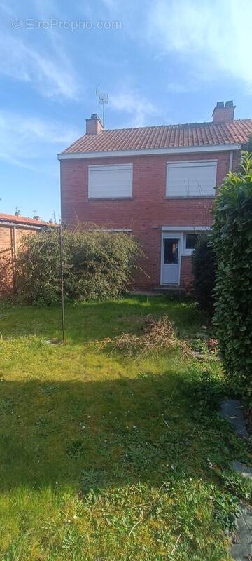 Maison à FACHES-THUMESNIL