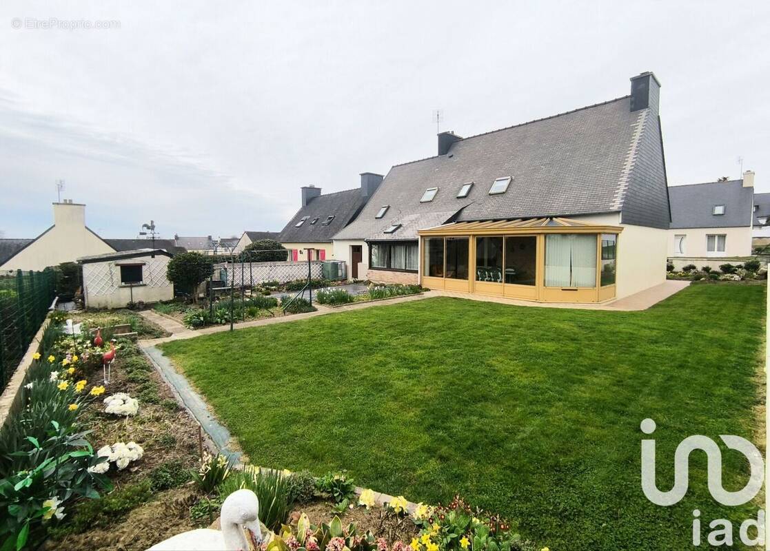 Photo 1 - Maison à CARHAIX-PLOUGUER