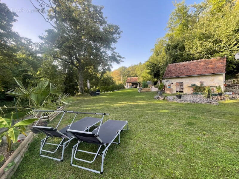 Maison à FAVEROLLES-SUR-CHER