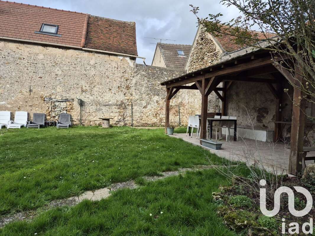 Photo 2 - Maison à FAREMOUTIERS