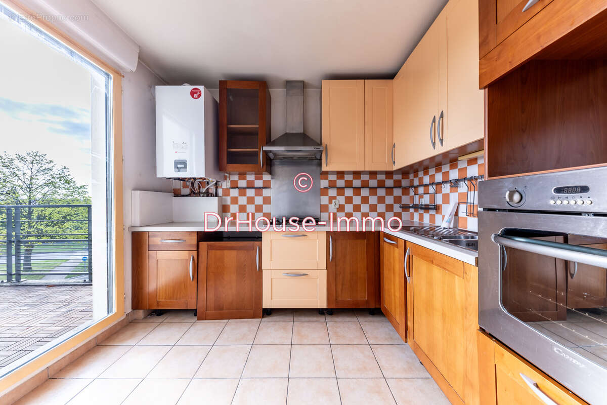 Appartement à ELANCOURT