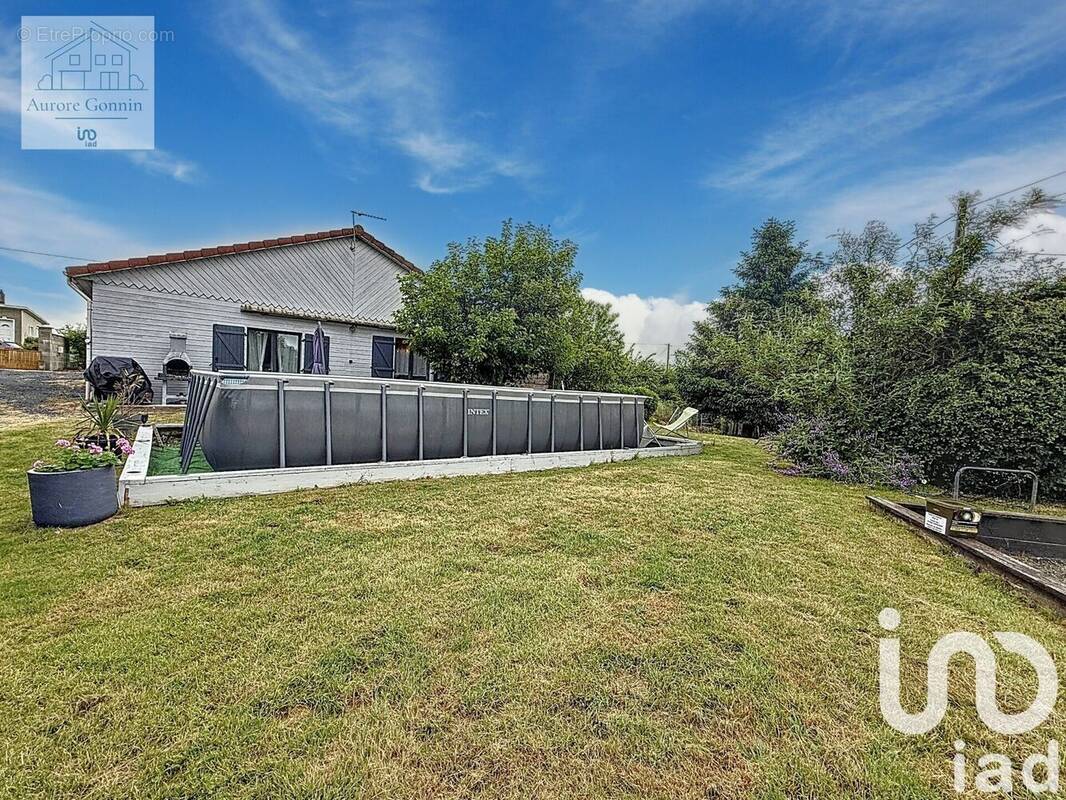 Photo 1 - Maison à LUCENAY-LES-AIX