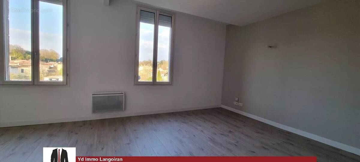 Appartement à LE TOURNE