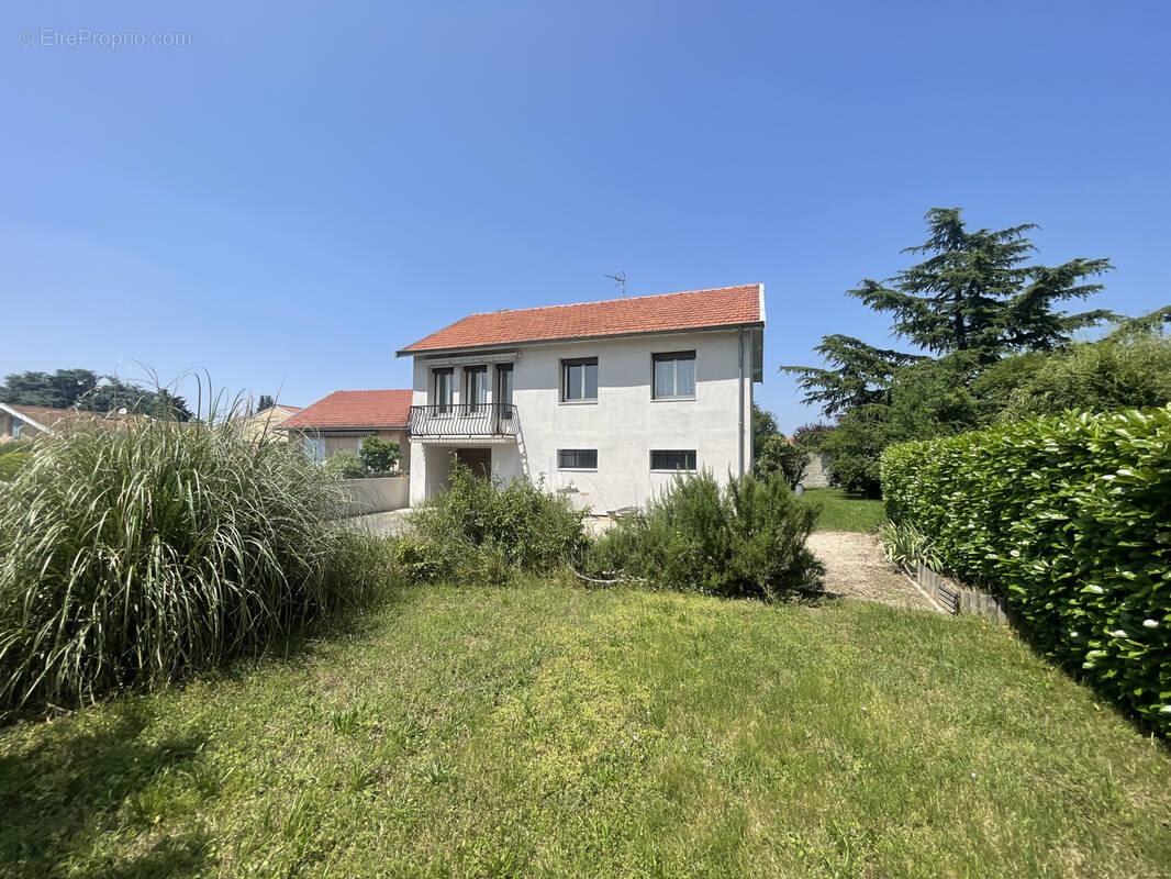 Maison à MIONS