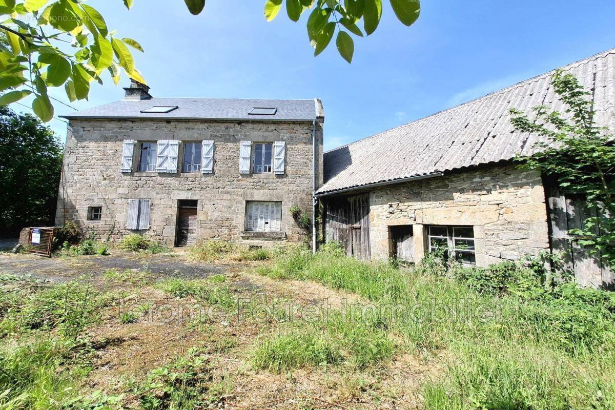 Maison à SARRAN