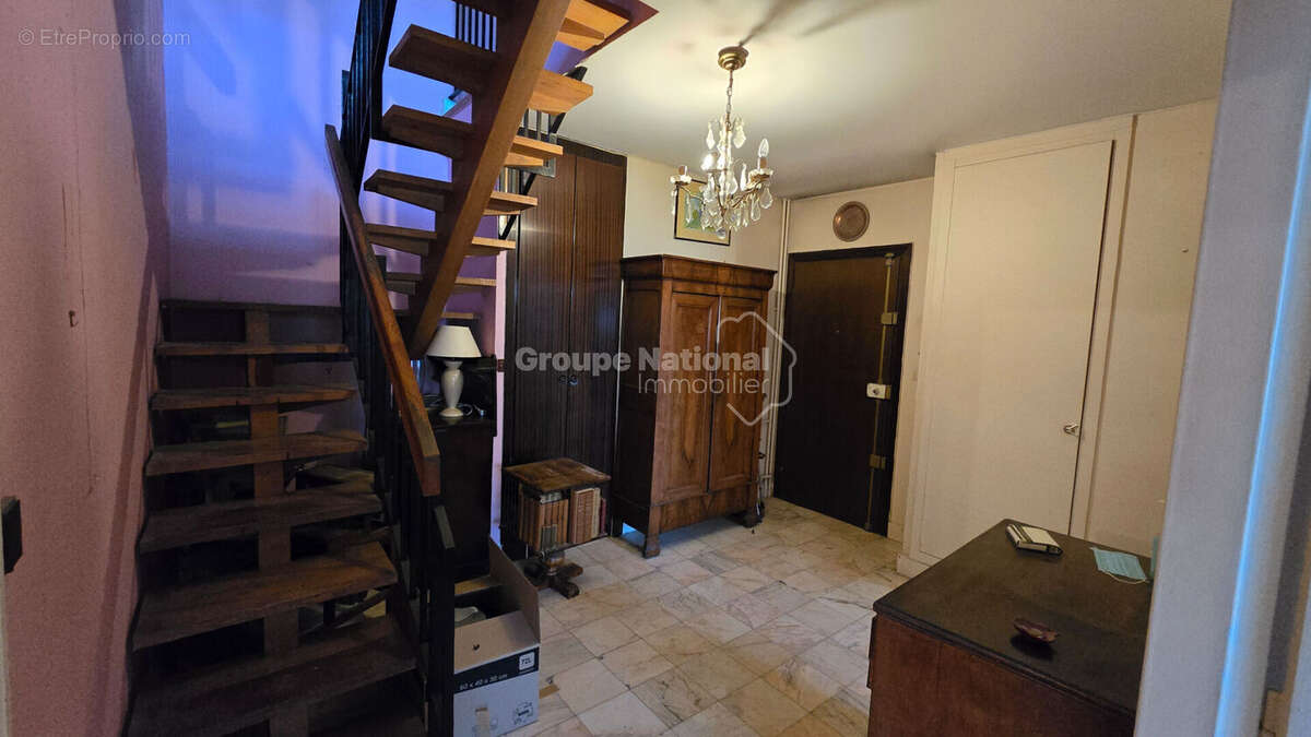 Appartement à VERSAILLES