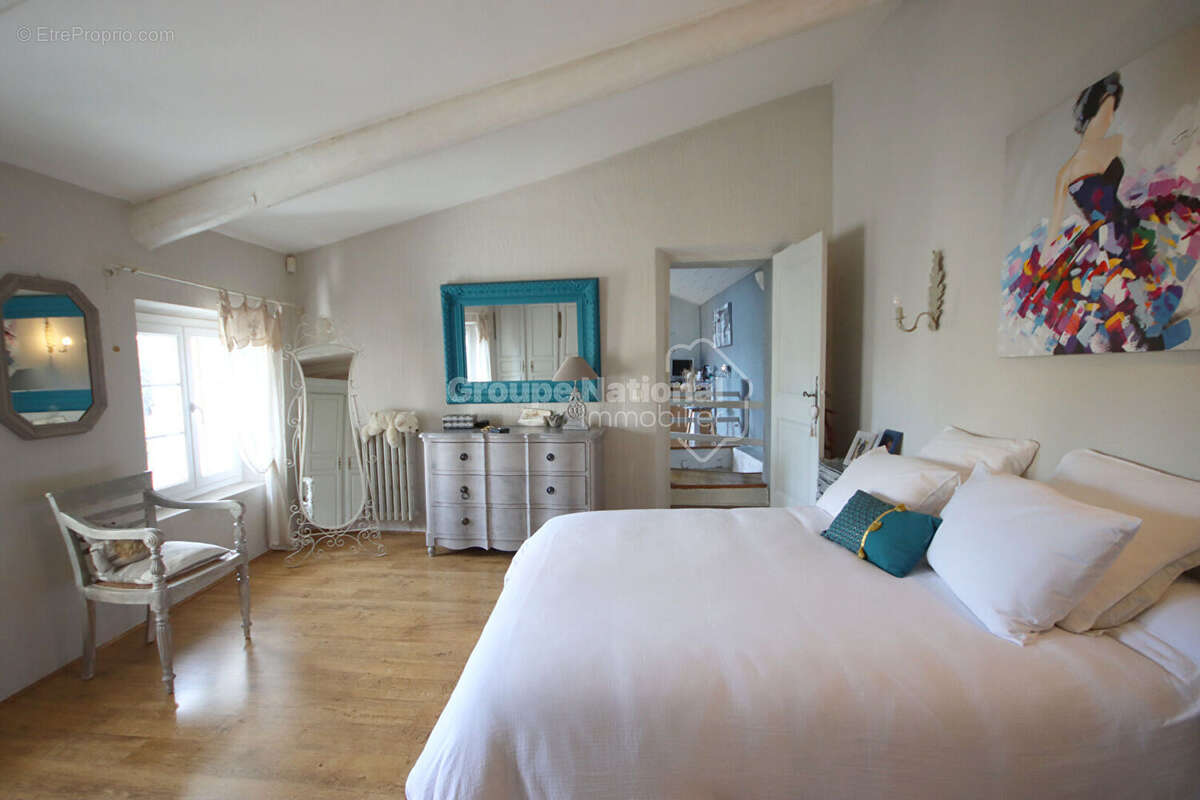 Maison à MONTEUX