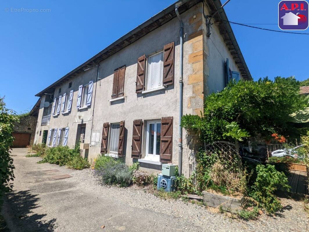 Maison à LASSERRE