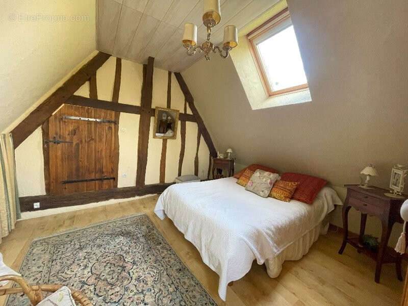 Maison à LA BAZOCHE-GOUET