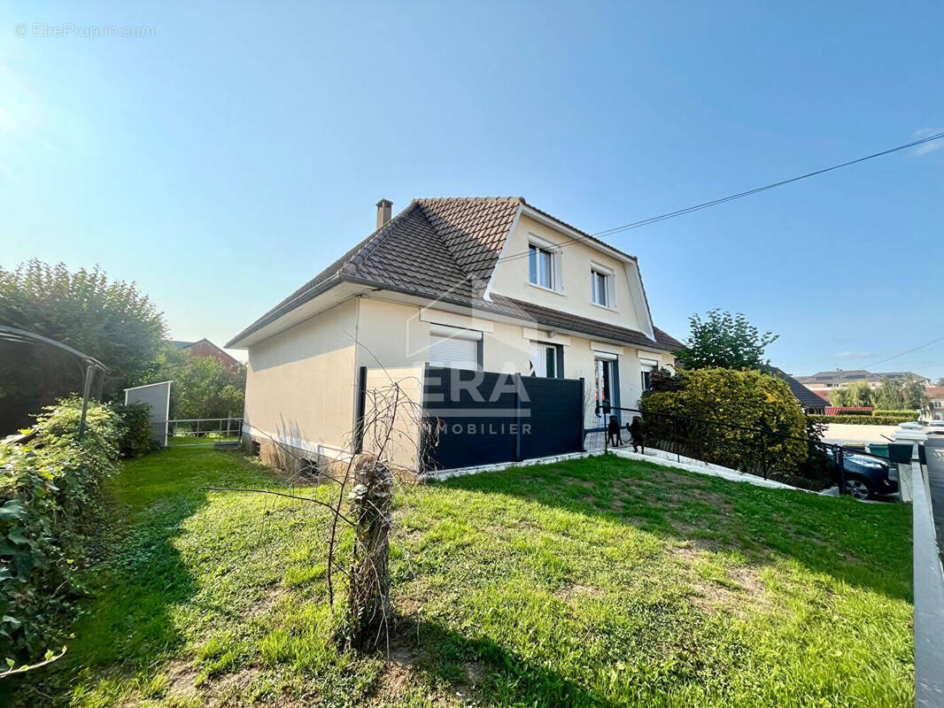 Maison à BALLANCOURT-SUR-ESSONNE