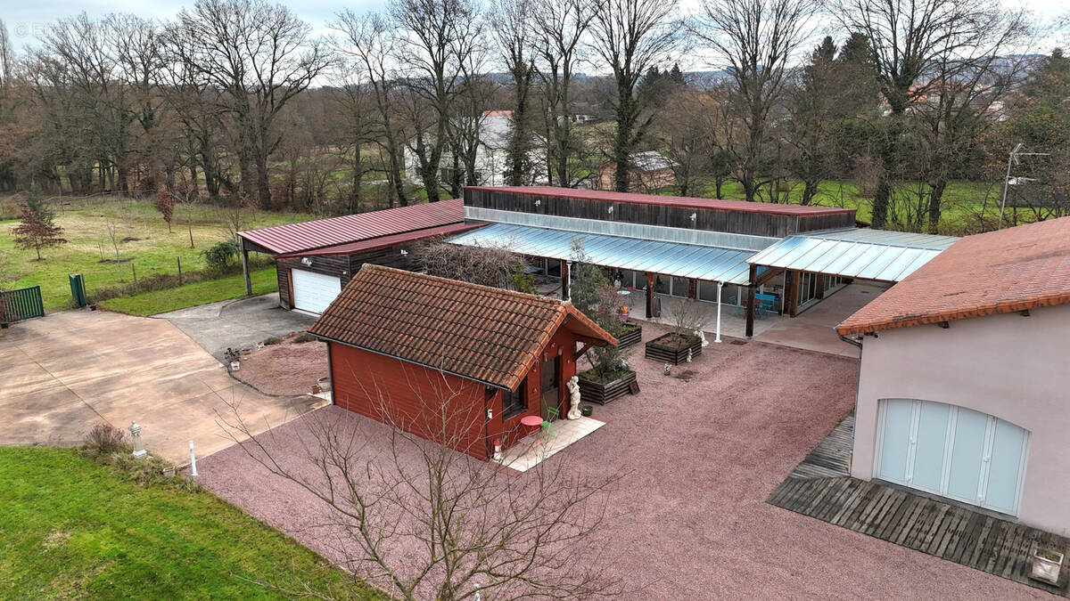 Maison à CHARMEIL