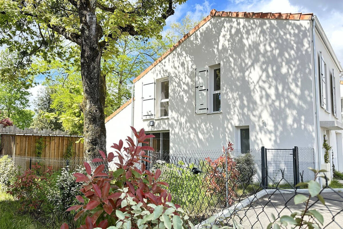 Maison à VILLENAVE-D&#039;ORNON