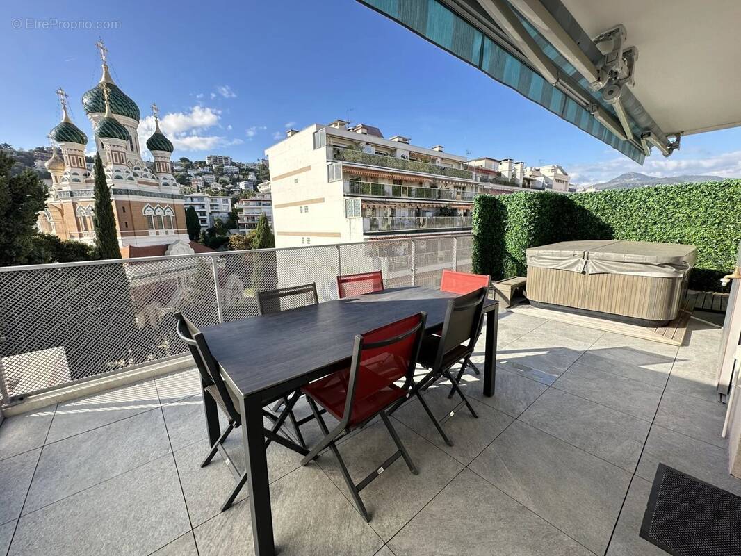 Appartement à NICE
