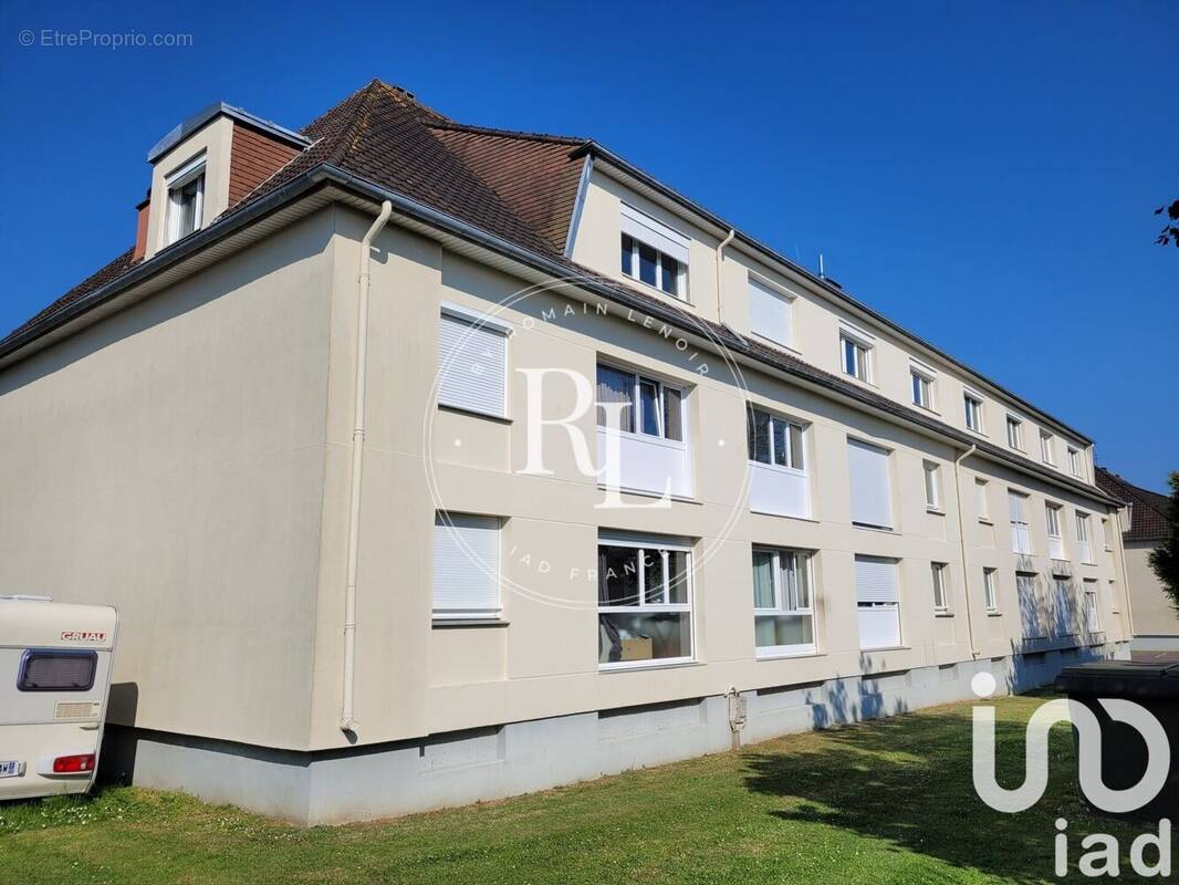 Photo 1 - Appartement à CORMELLES-LE-ROYAL