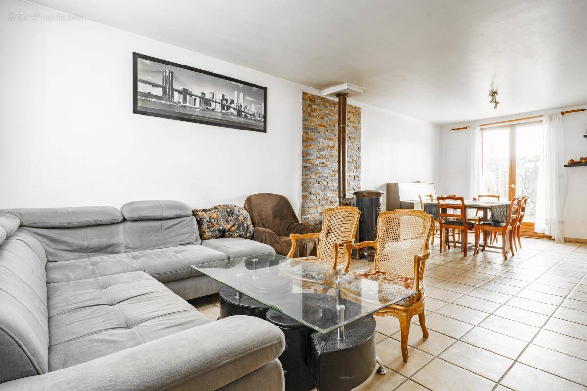 Maison à TOURNAN-EN-BRIE