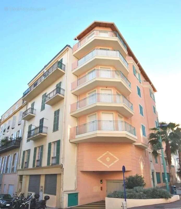 Appartement à MENTON