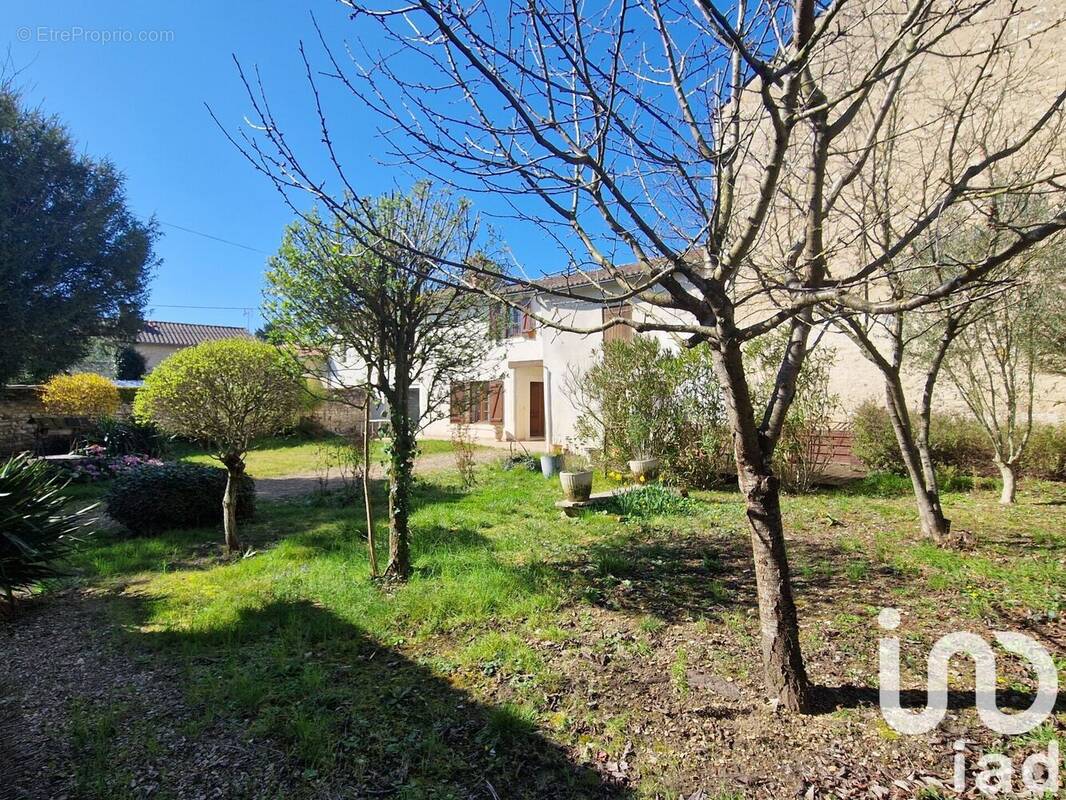 Photo 1 - Maison à JAUNAY-CLAN