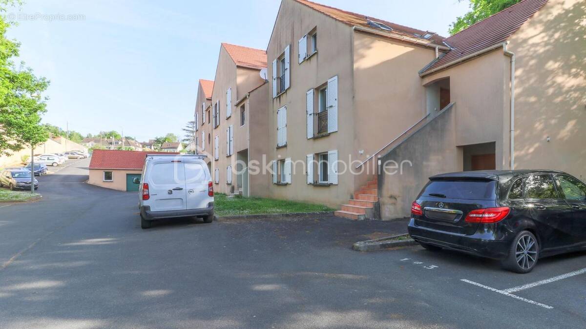 Appartement à SAINT-CHERON