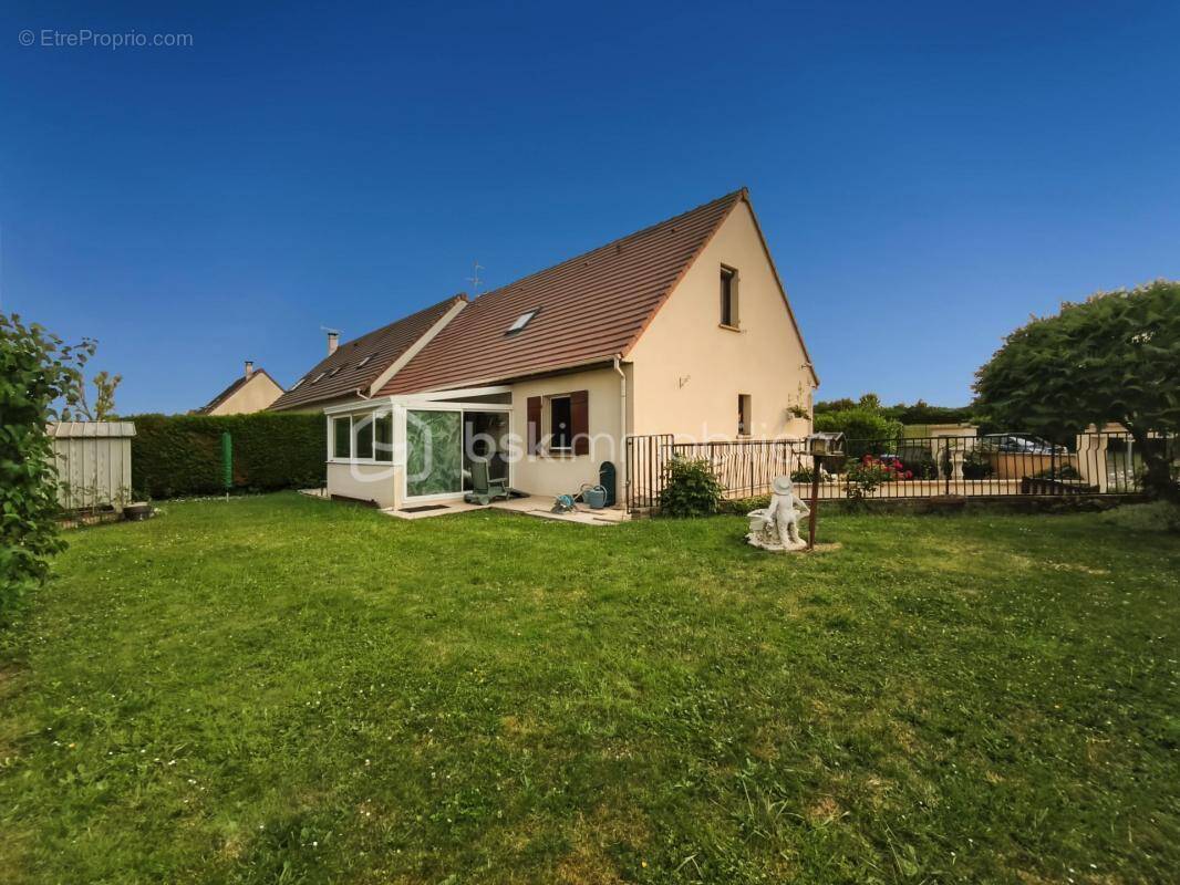 Maison à MOUSSY-LE-NEUF