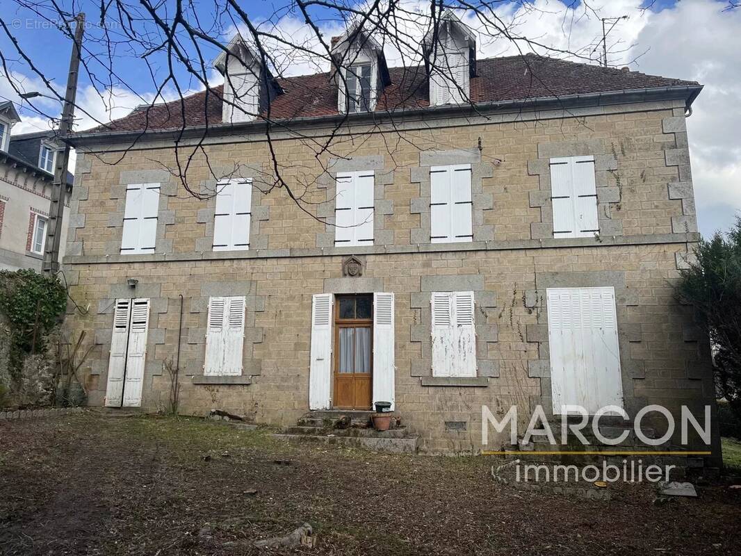 Maison à FELLETIN