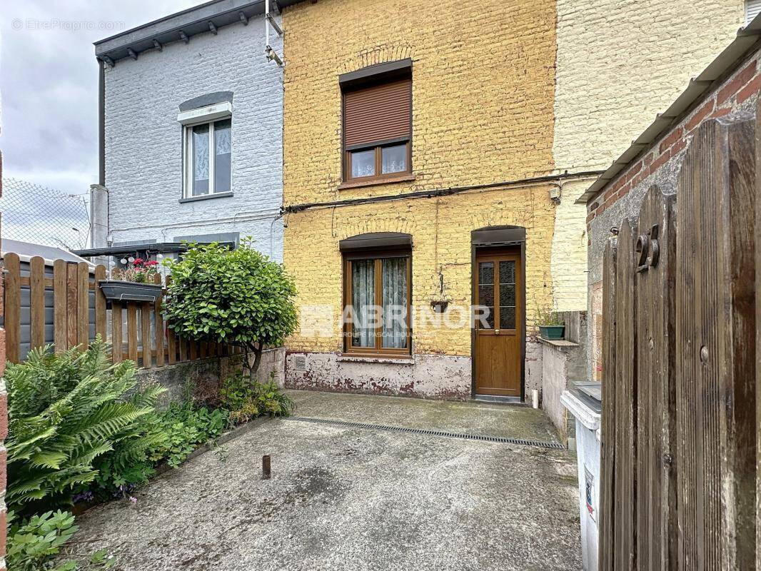 Maison à MONS-EN-BAROEUL
