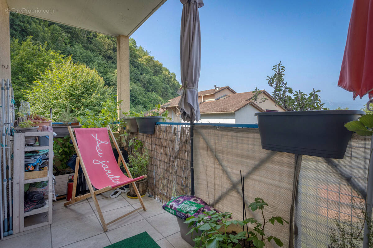Appartement à DOMENE