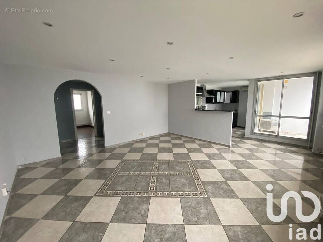 Photo 1 - Appartement à VENISSIEUX
