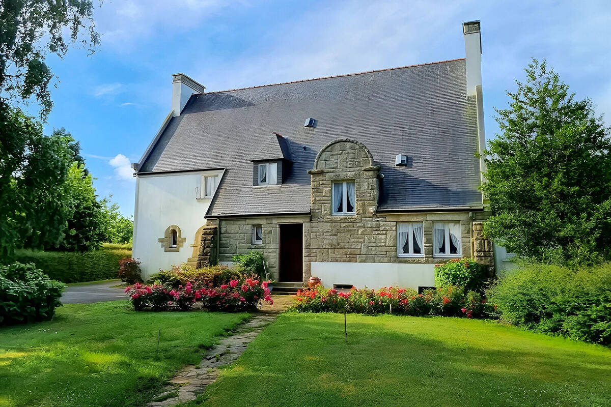 Maison à PLEUVEN
