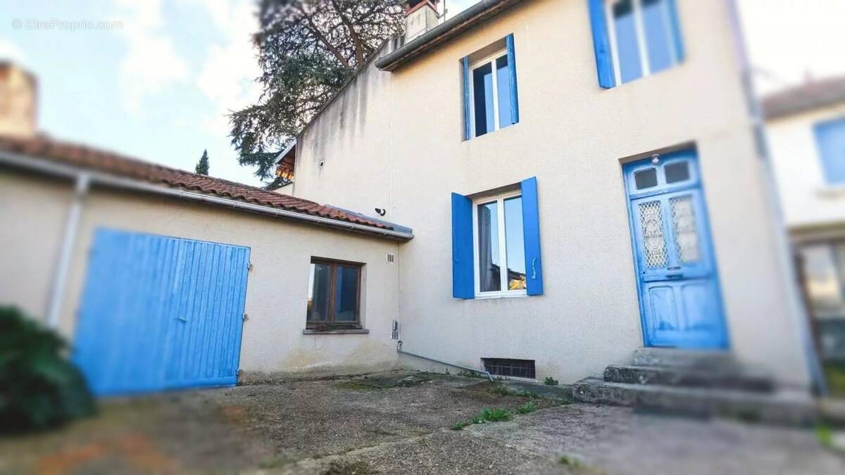 Maison à LE PASSAGE