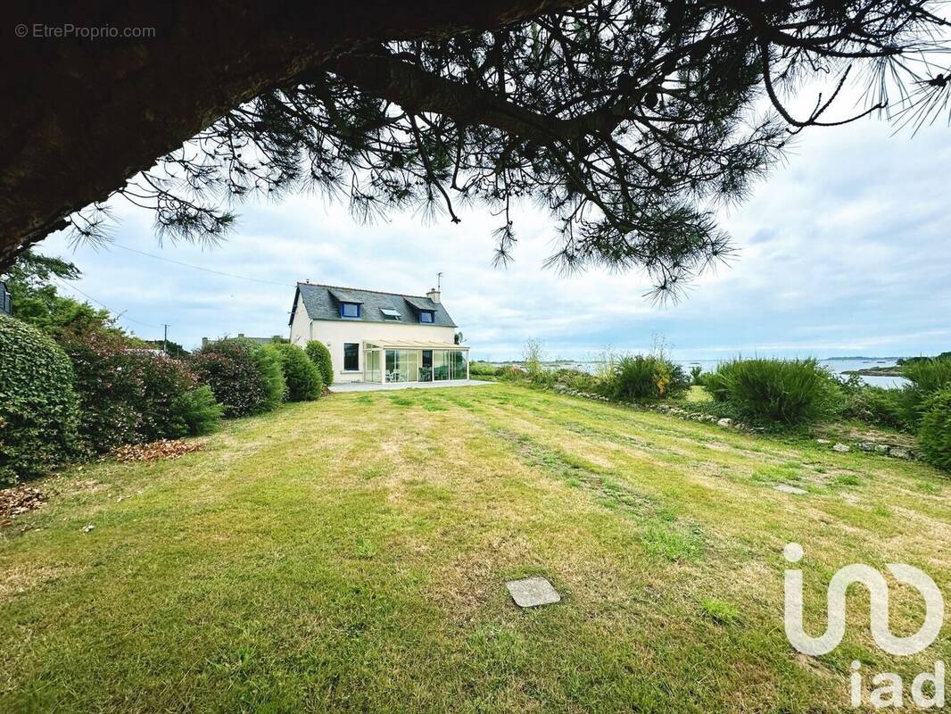 Photo 1 - Maison à PLOUGRESCANT