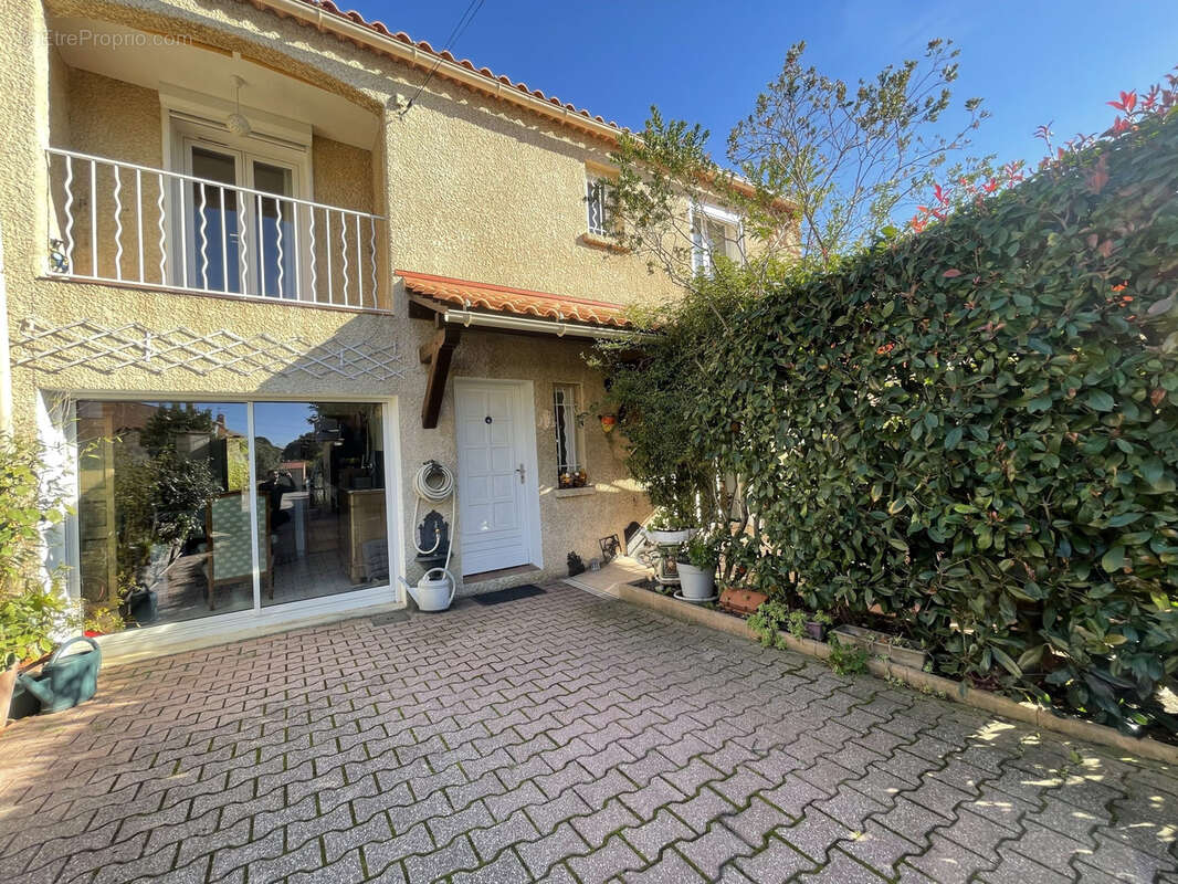 Maison à SIX-FOURS-LES-PLAGES