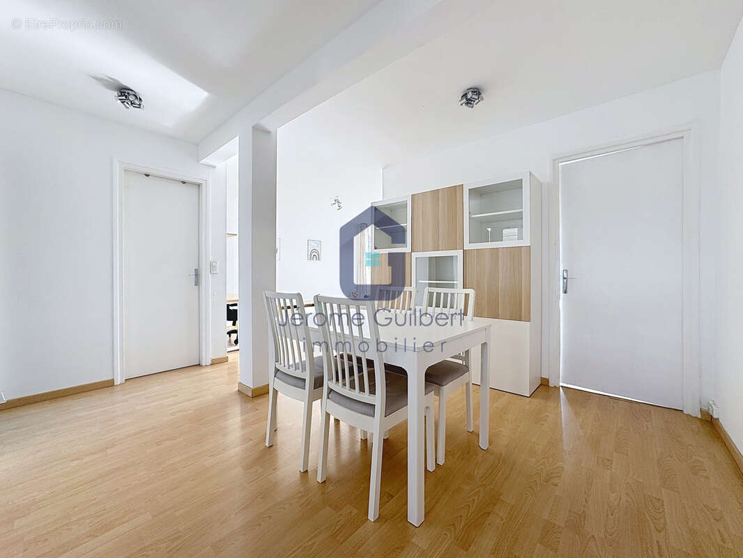 Appartement à LA MADELEINE
