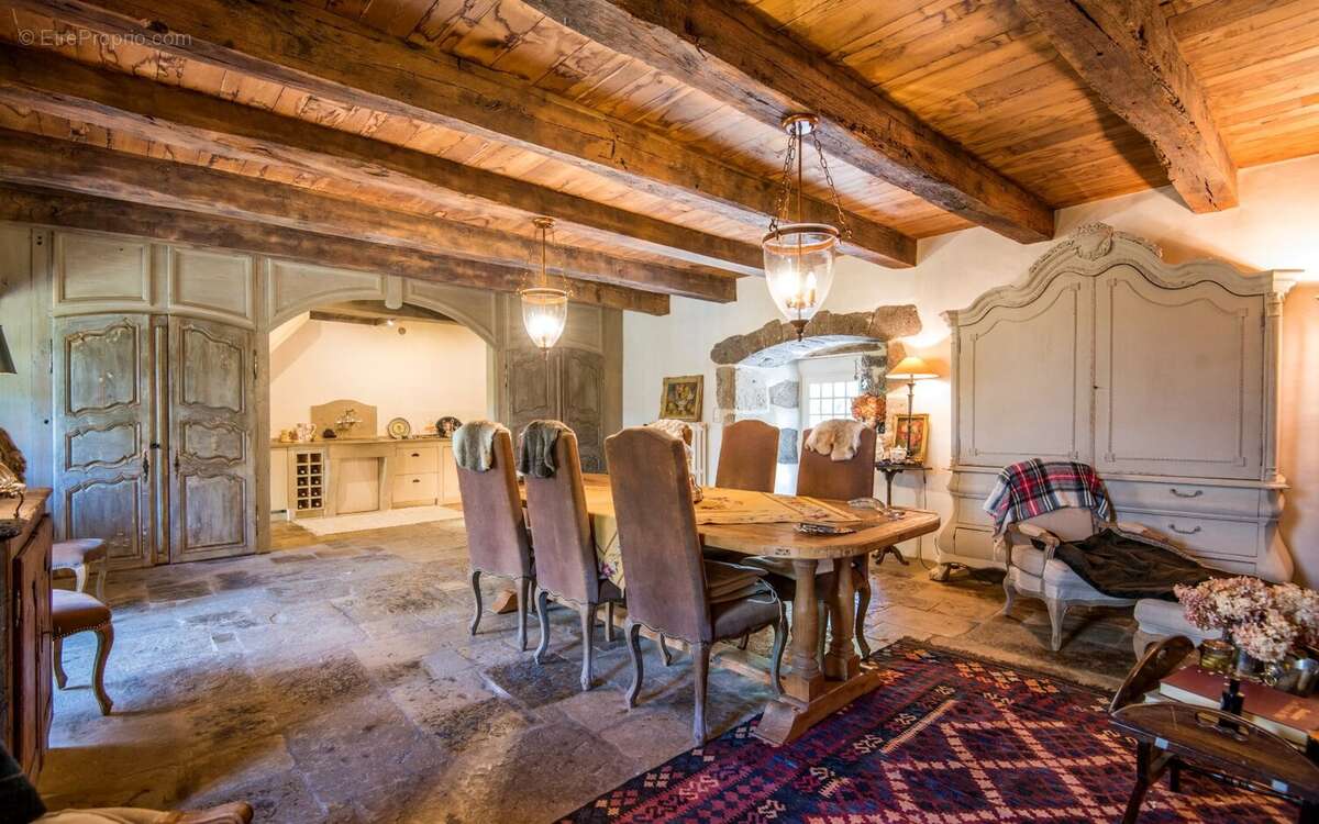 Maison à LAGUIOLE