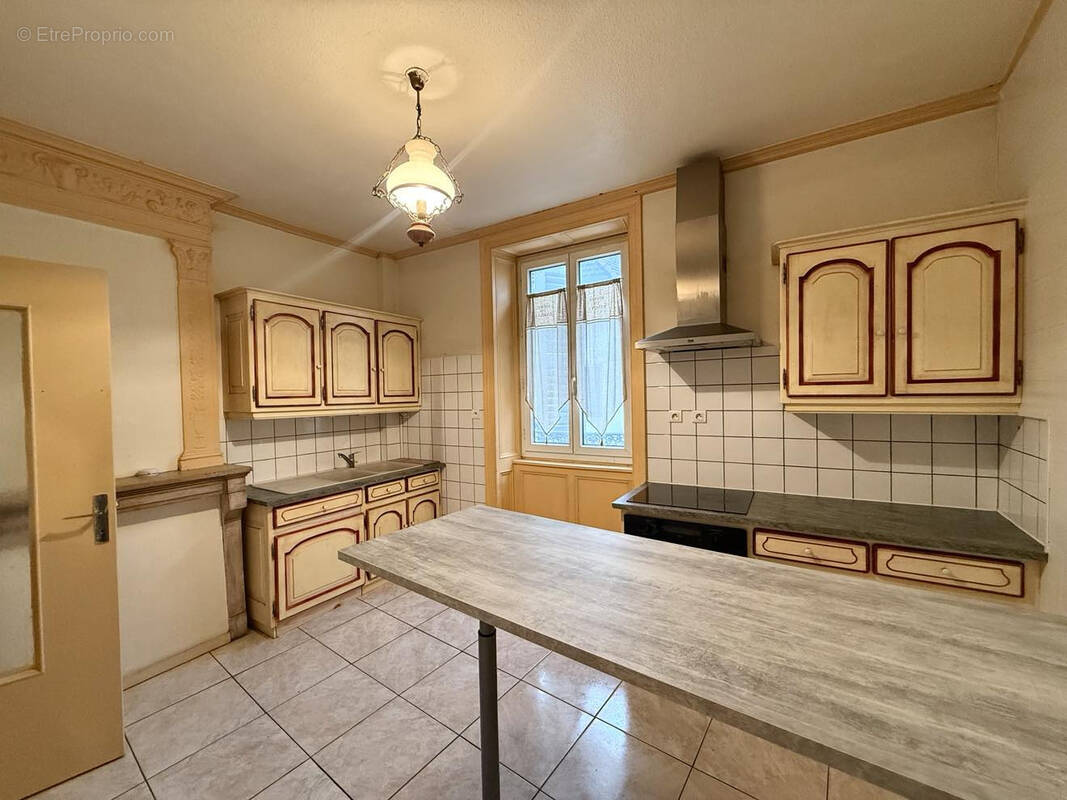 Appartement à GRAY