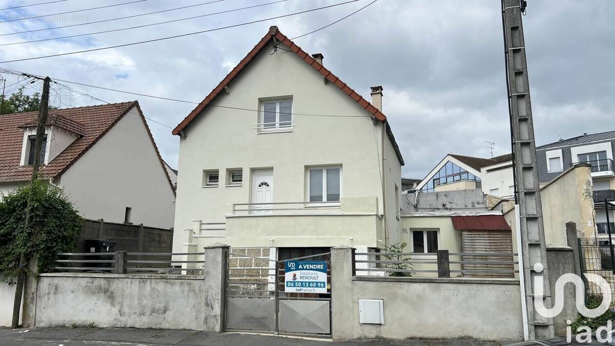 Photo 1 - Maison à OZOIR-LA-FERRIERE