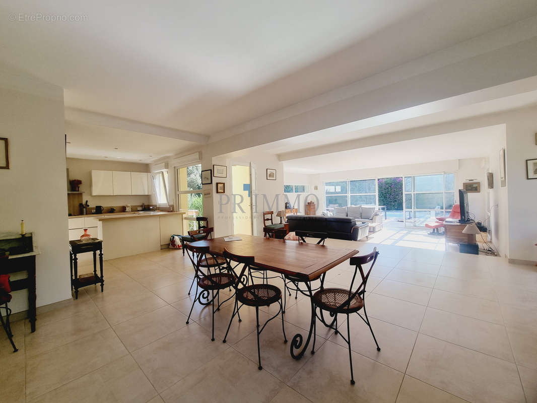 Maison à SAINT-RAPHAEL