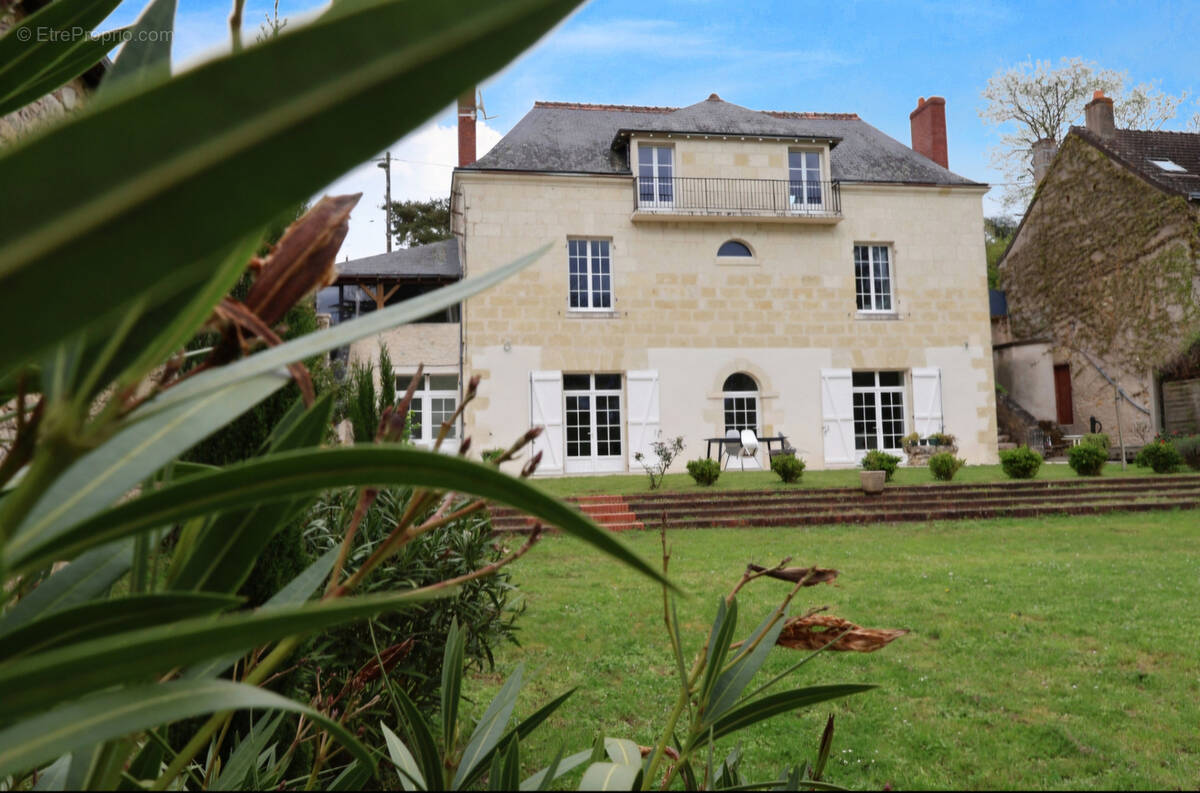 Maison à AZAY-LE-RIDEAU