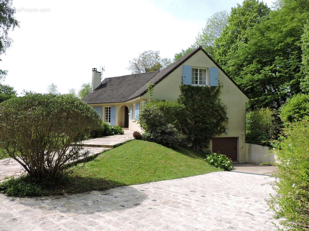 Maison à VILLEVAUDE