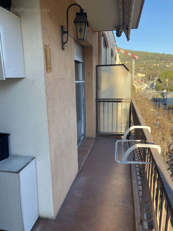 Appartement à PEYMEINADE