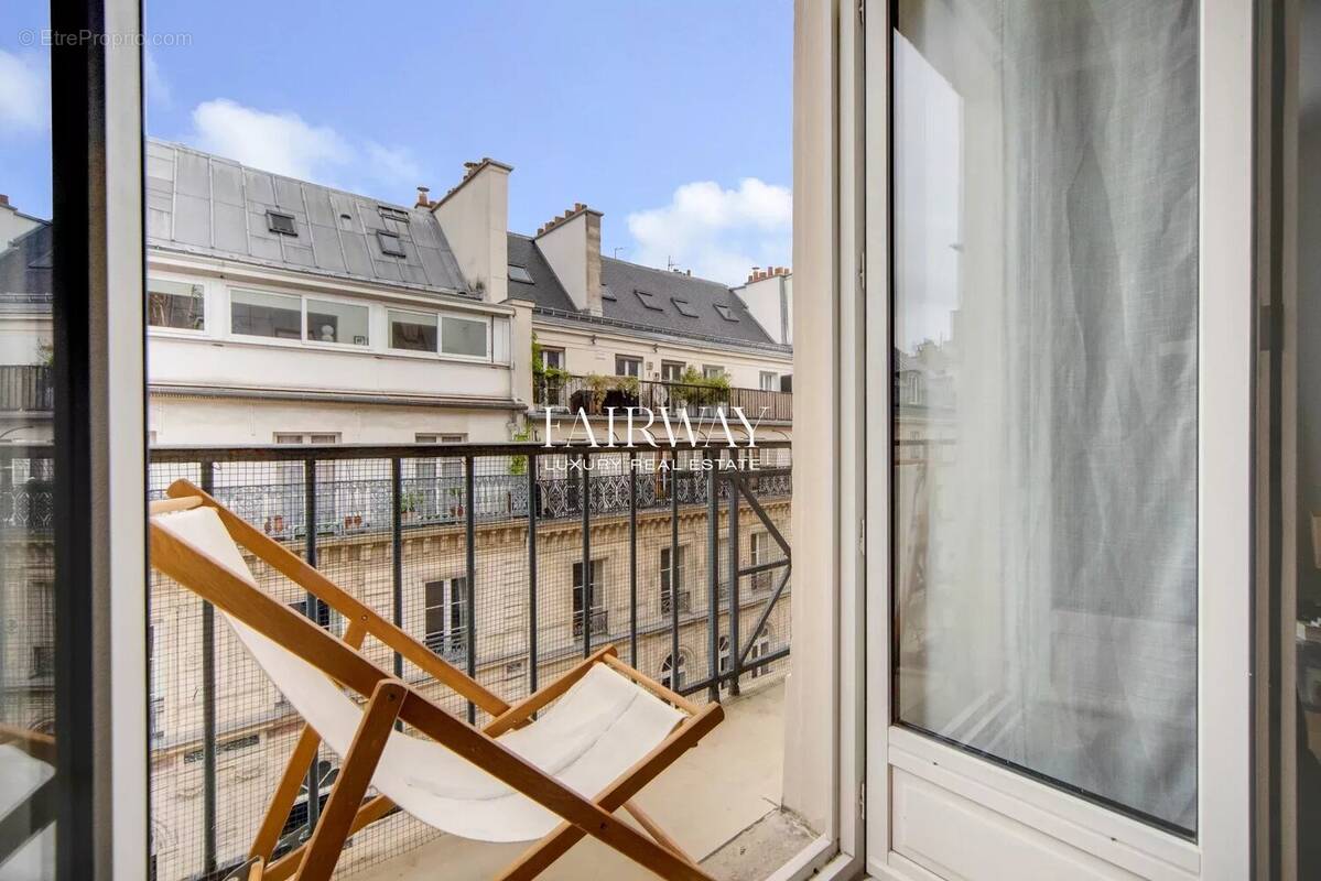 Appartement à PARIS-9E